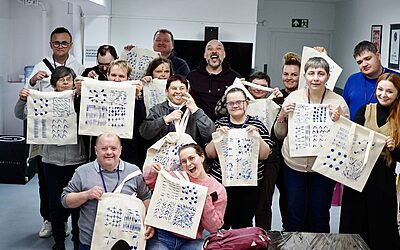 Nasza wesoła orkiestra kamertonowa w Aptece Designu